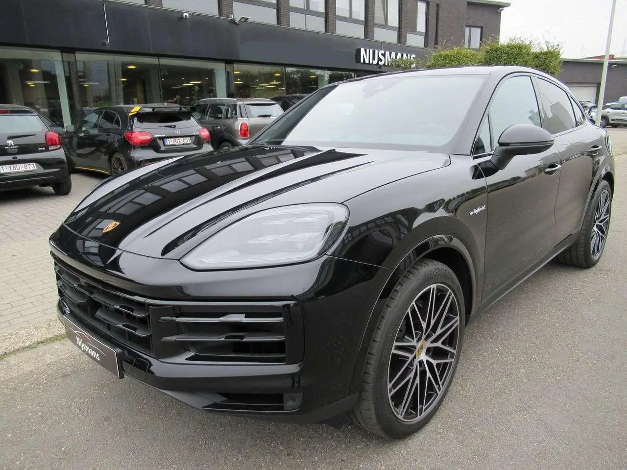 Photo 1 : Porsche Cayenne 2023 Hybrid