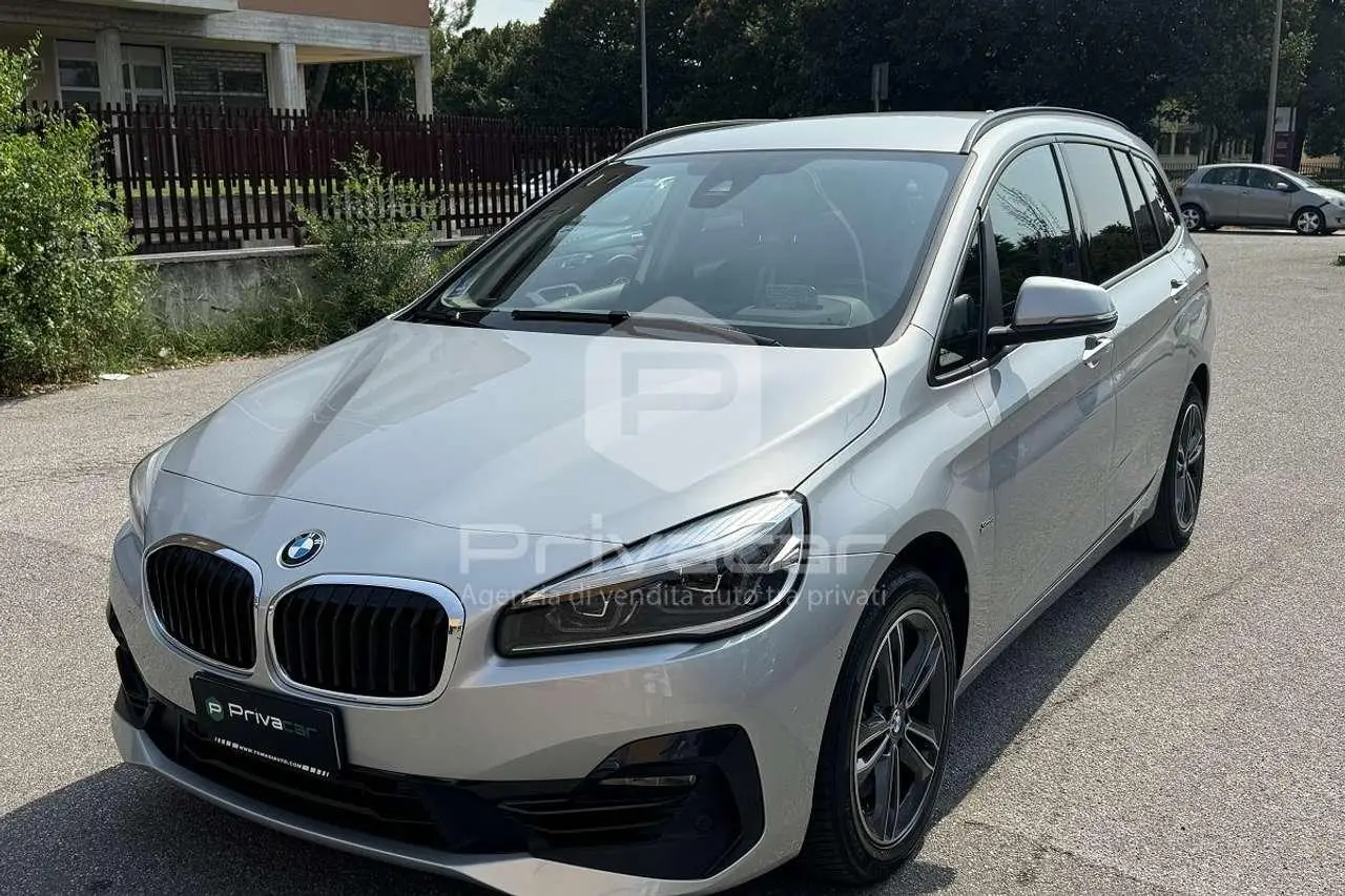 Photo 1 : Bmw Serie 2 2018 Diesel