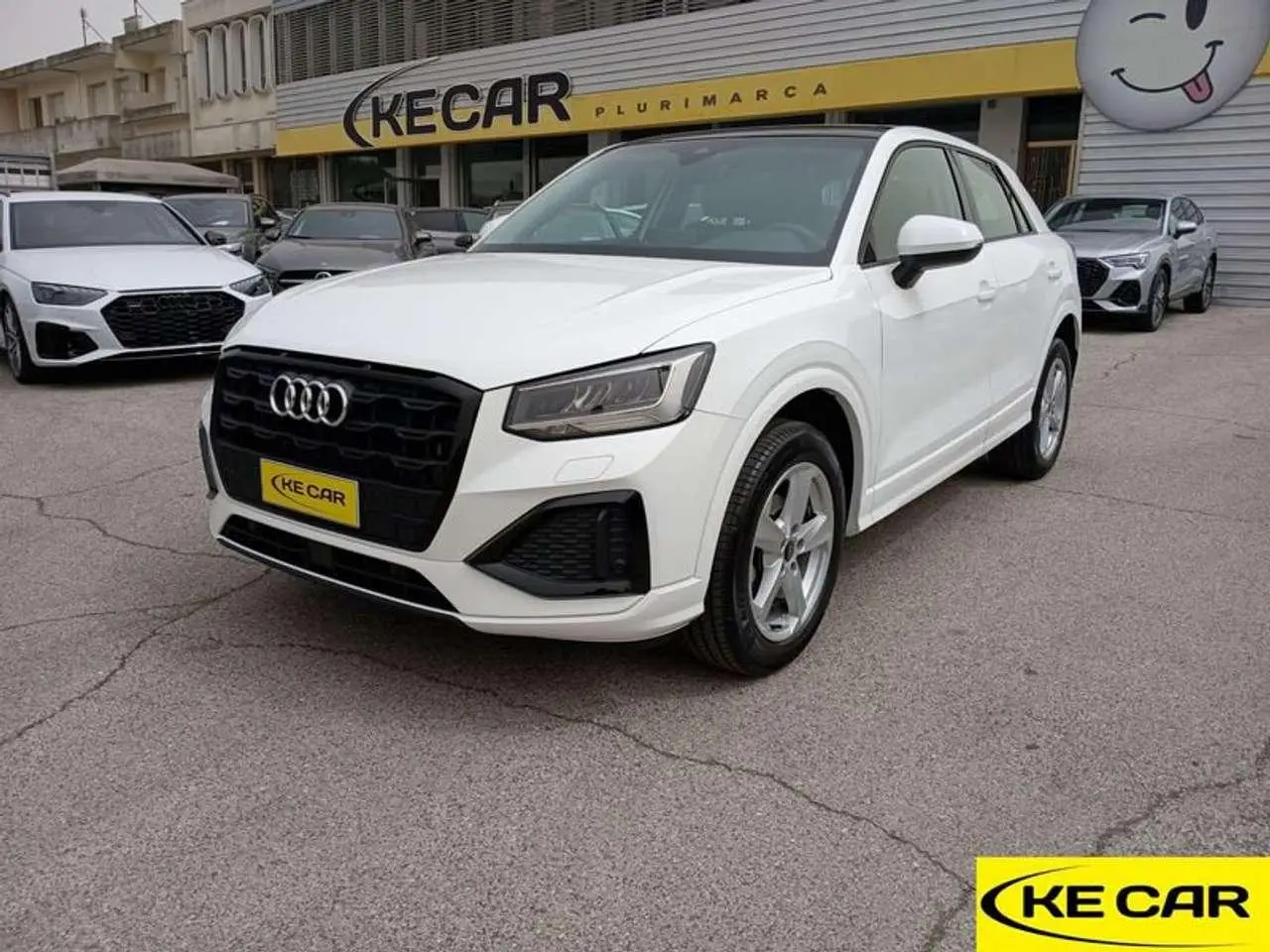 Photo 1 : Audi Q2 2023 Essence