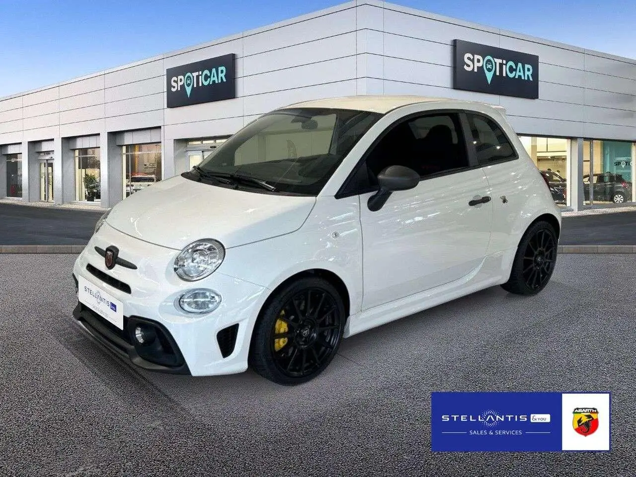 Photo 1 : Abarth 695 2024 Essence