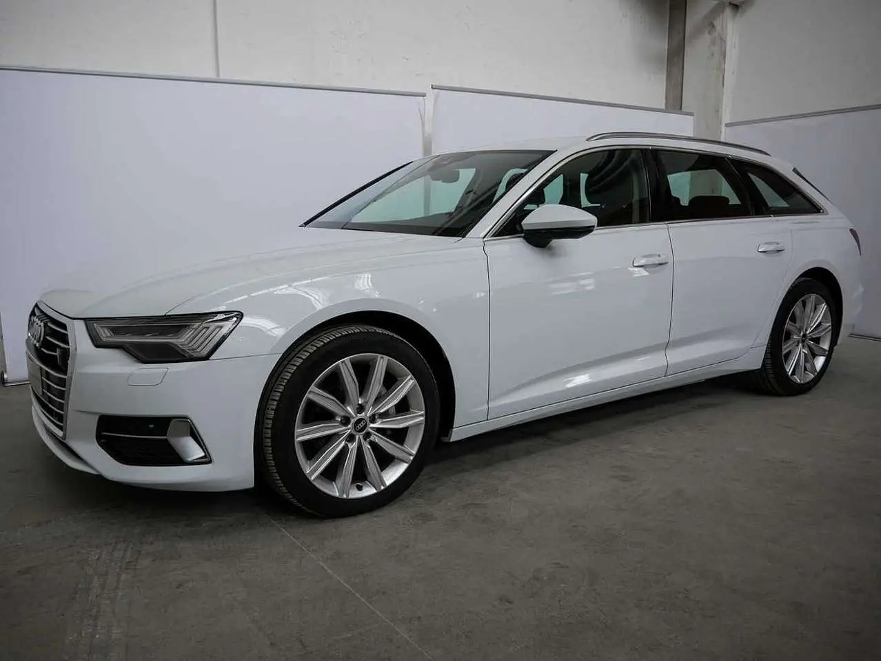 Photo 1 : Audi A6 2021 Hybrid