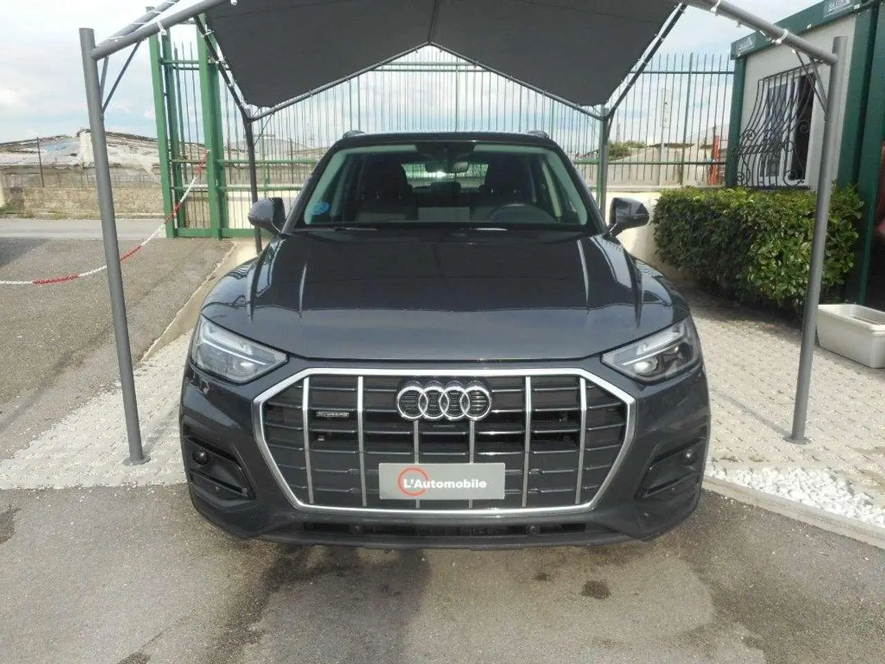 Photo 1 : Audi Q5 2023 Hybride