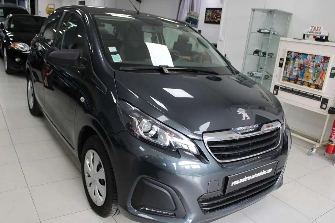 Photo 1 : Peugeot 108 2019 Essence