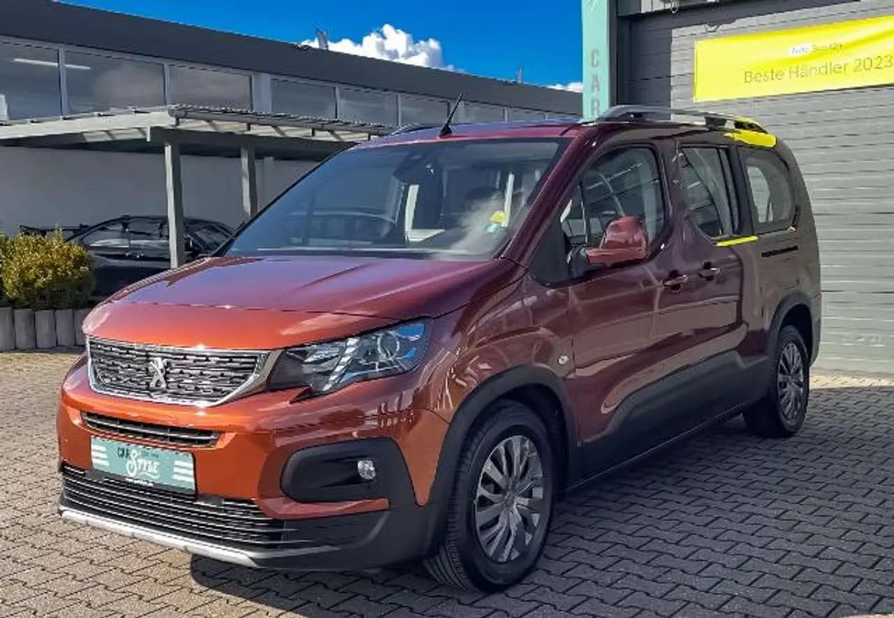 Photo 1 : Peugeot Rifter 2019 Petrol