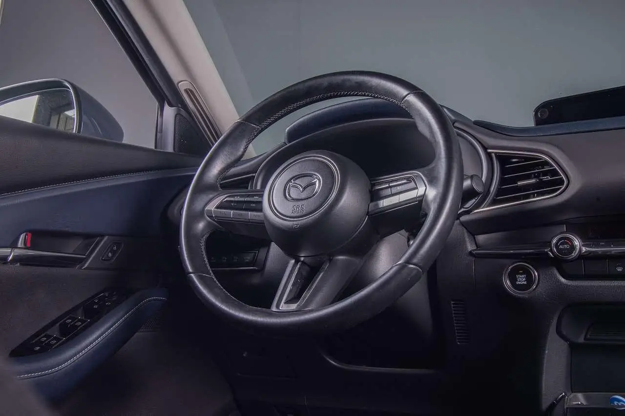 Photo 1 : Mazda Cx-30 2019 Hybride