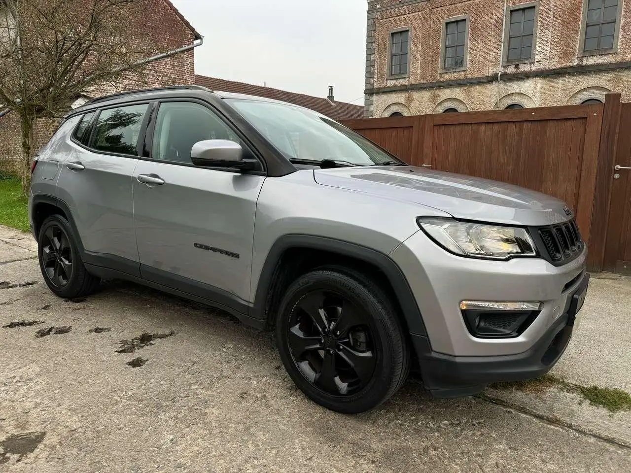 Photo 1 : Jeep Compass 2019 Essence