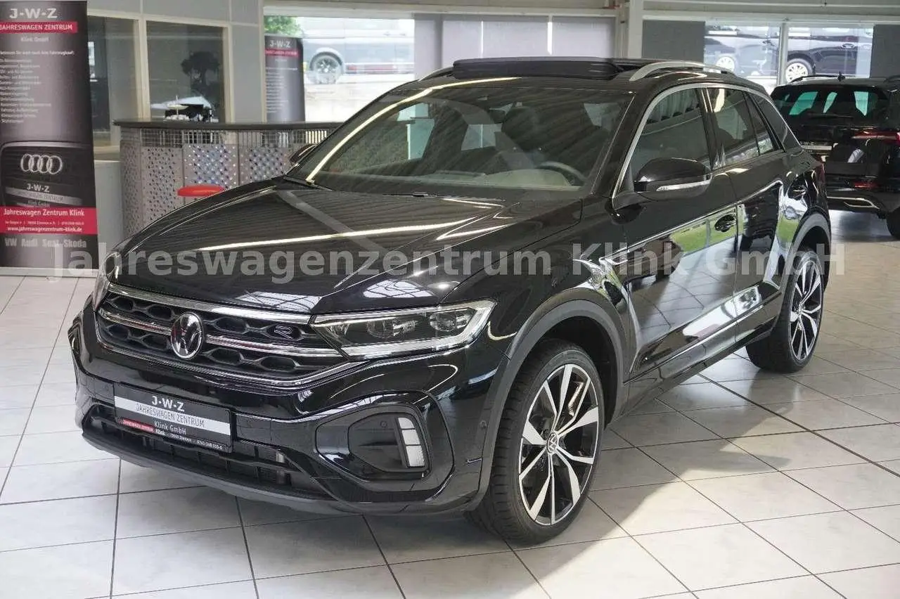 Photo 1 : Volkswagen T-roc 2024 Essence