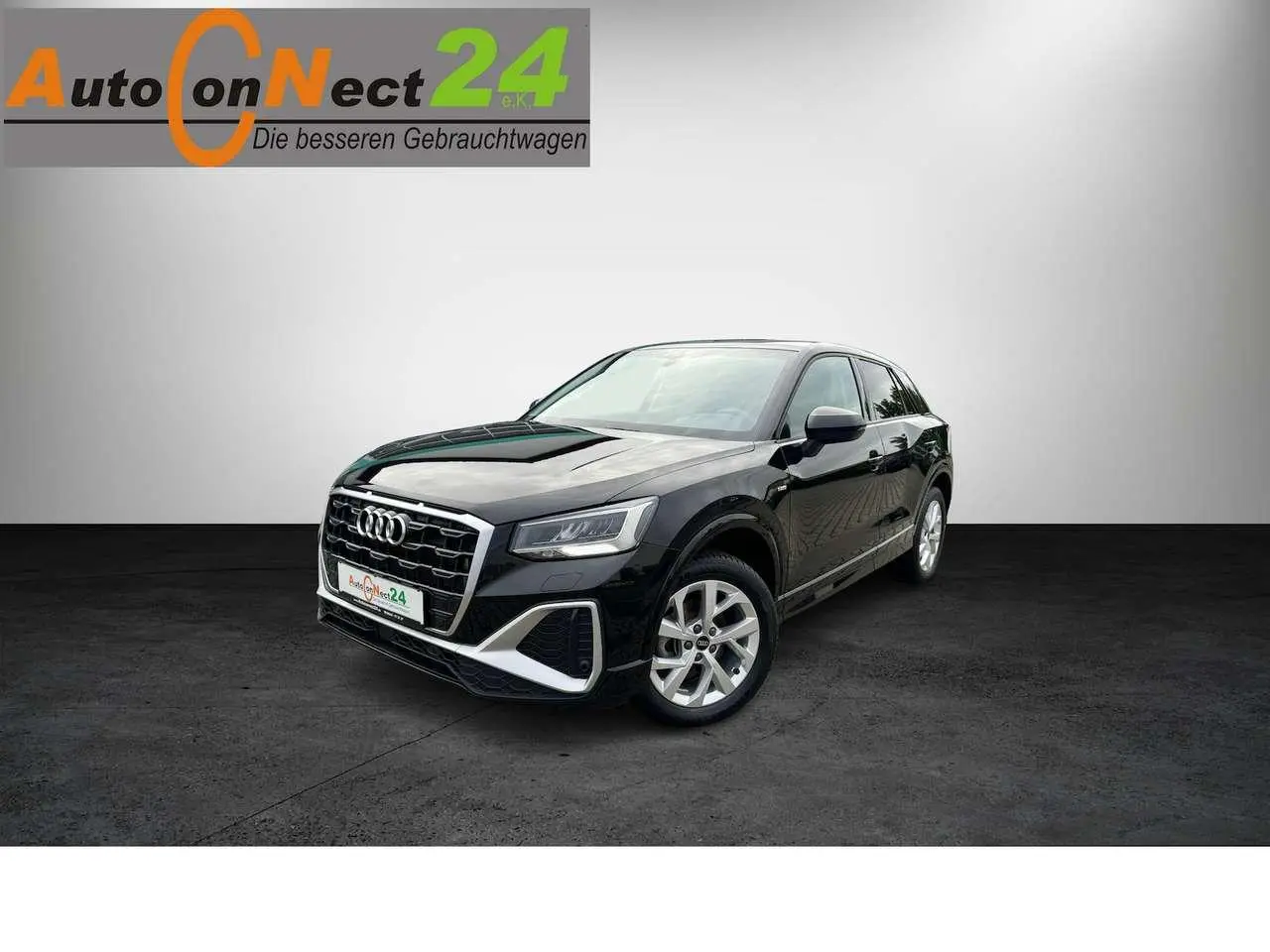 Photo 1 : Audi Q2 2023 Petrol