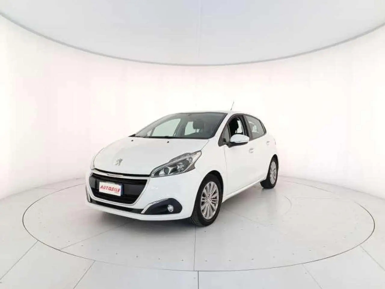 Photo 1 : Peugeot 208 2018 Essence