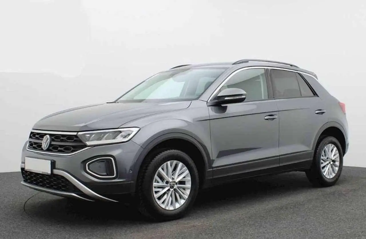 Photo 1 : Volkswagen T-roc 2023 Essence