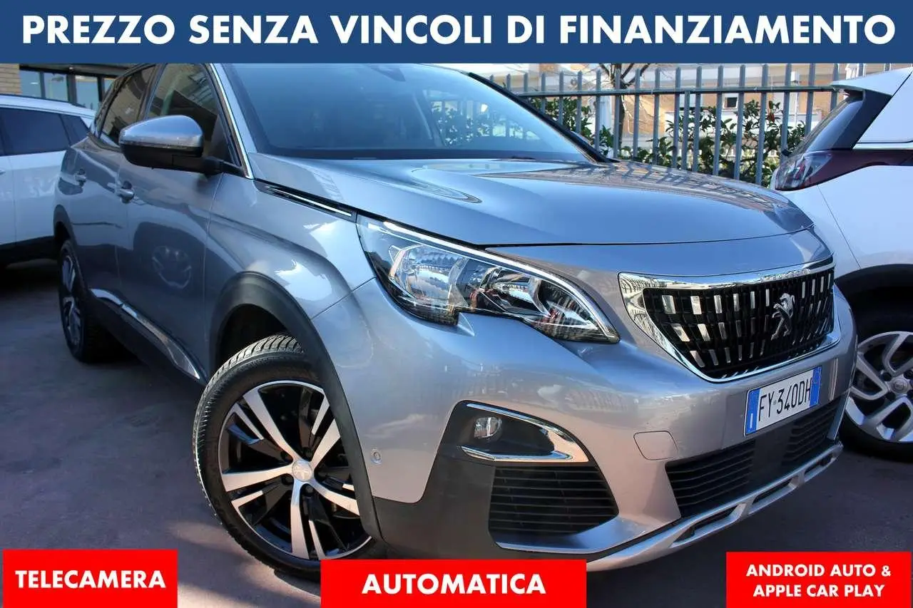 Photo 1 : Peugeot 3008 2019 Diesel