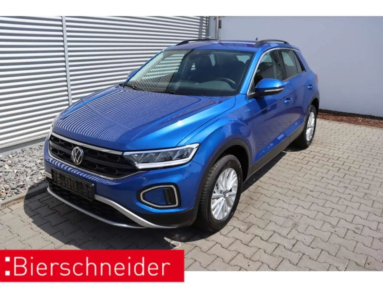 Photo 1 : Volkswagen T-roc 2024 Petrol