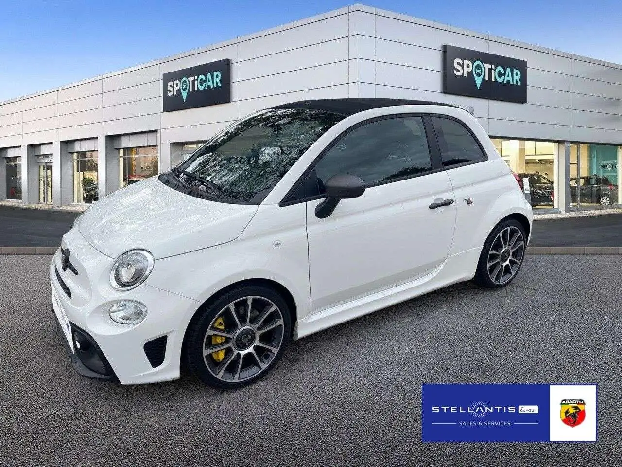 Photo 1 : Abarth 695 2024 Petrol