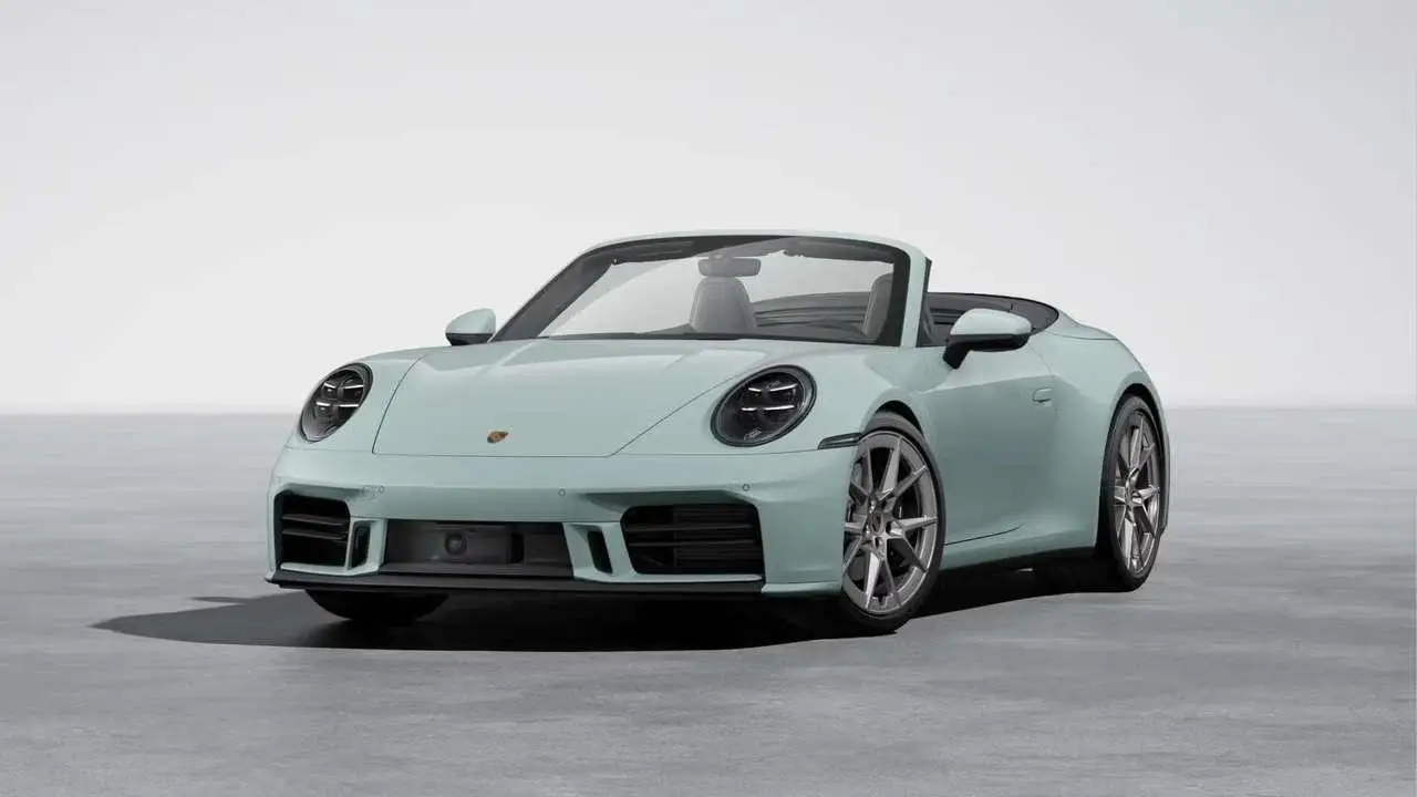 Photo 1 : Porsche 992 2024 Essence