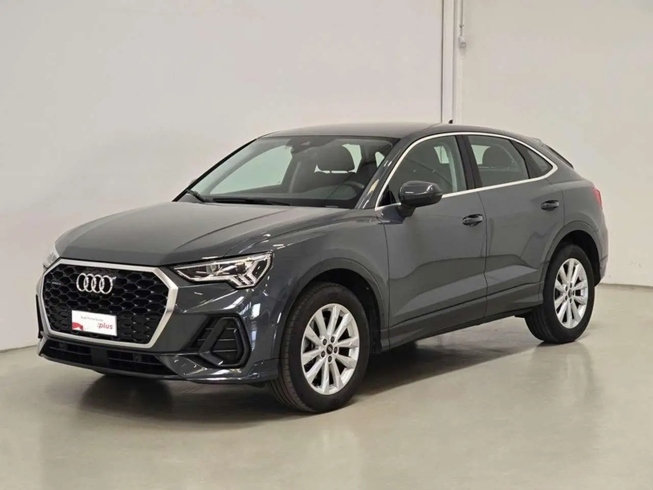 Photo 1 : Audi Q3 2021 Diesel