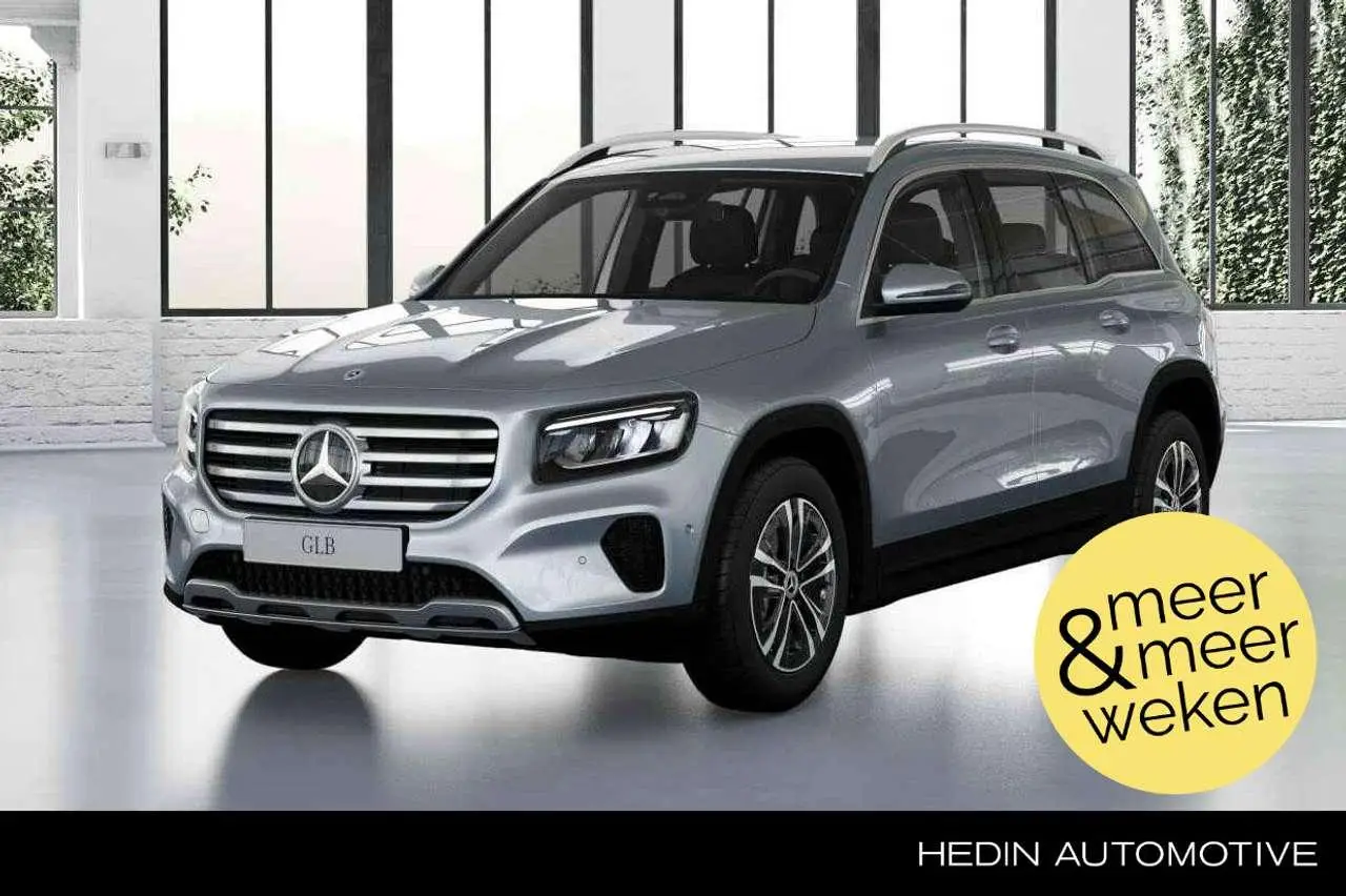 Photo 1 : Mercedes-benz Classe Glb 2024 Petrol