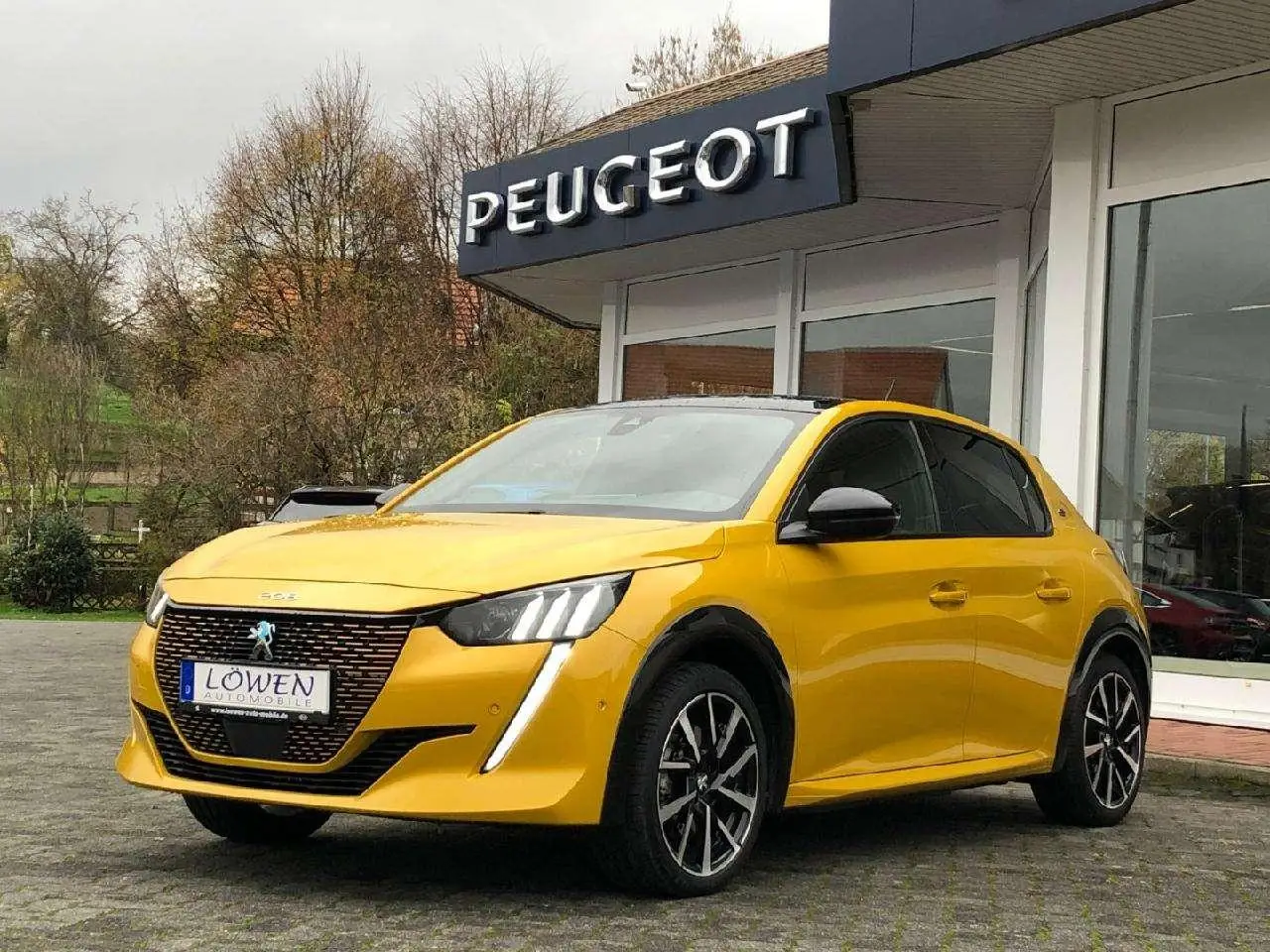 Photo 1 : Peugeot 208 2020 Électrique