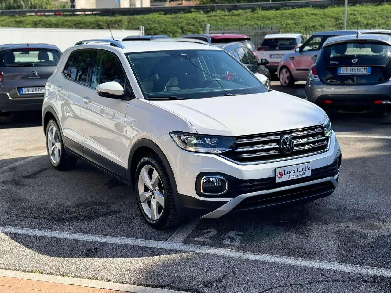 Photo 1 : Volkswagen T-cross 2020 Petrol