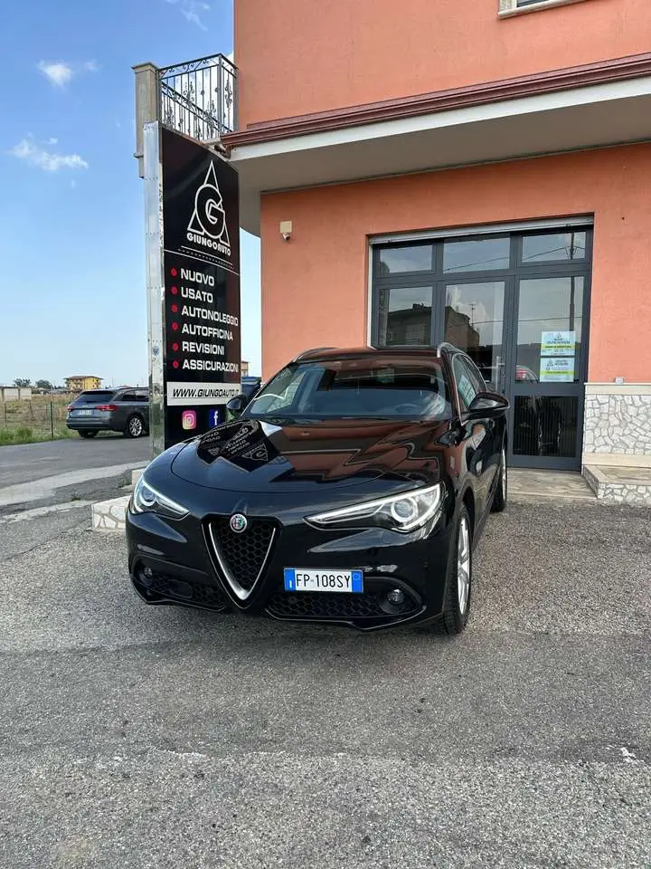 Photo 1 : Alfa Romeo Stelvio 2018 Diesel