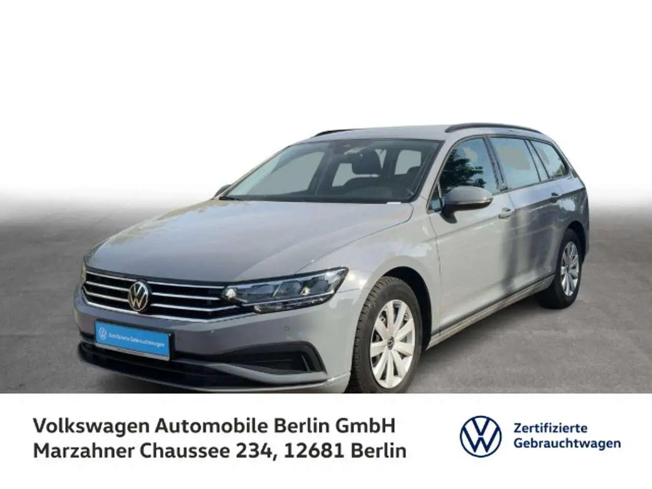 Photo 1 : Volkswagen Passat 2022 Essence