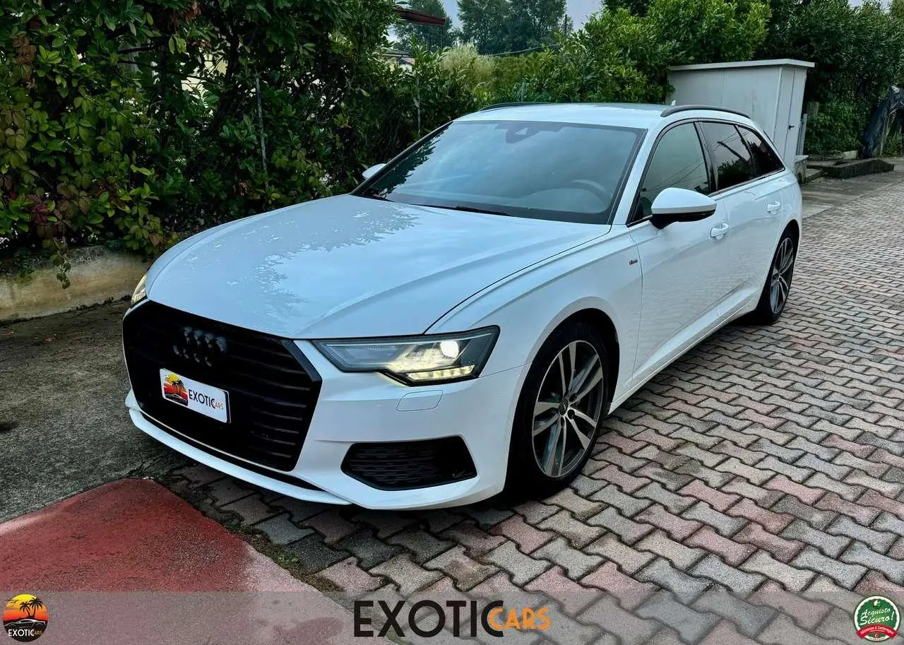 Photo 1 : Audi A6 2019 Hybride