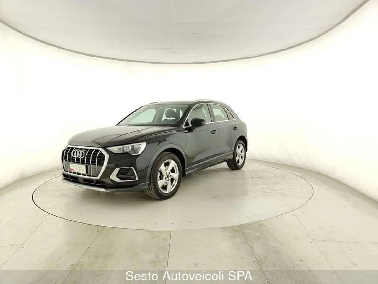 Photo 1 : Audi Q3 2020 Diesel