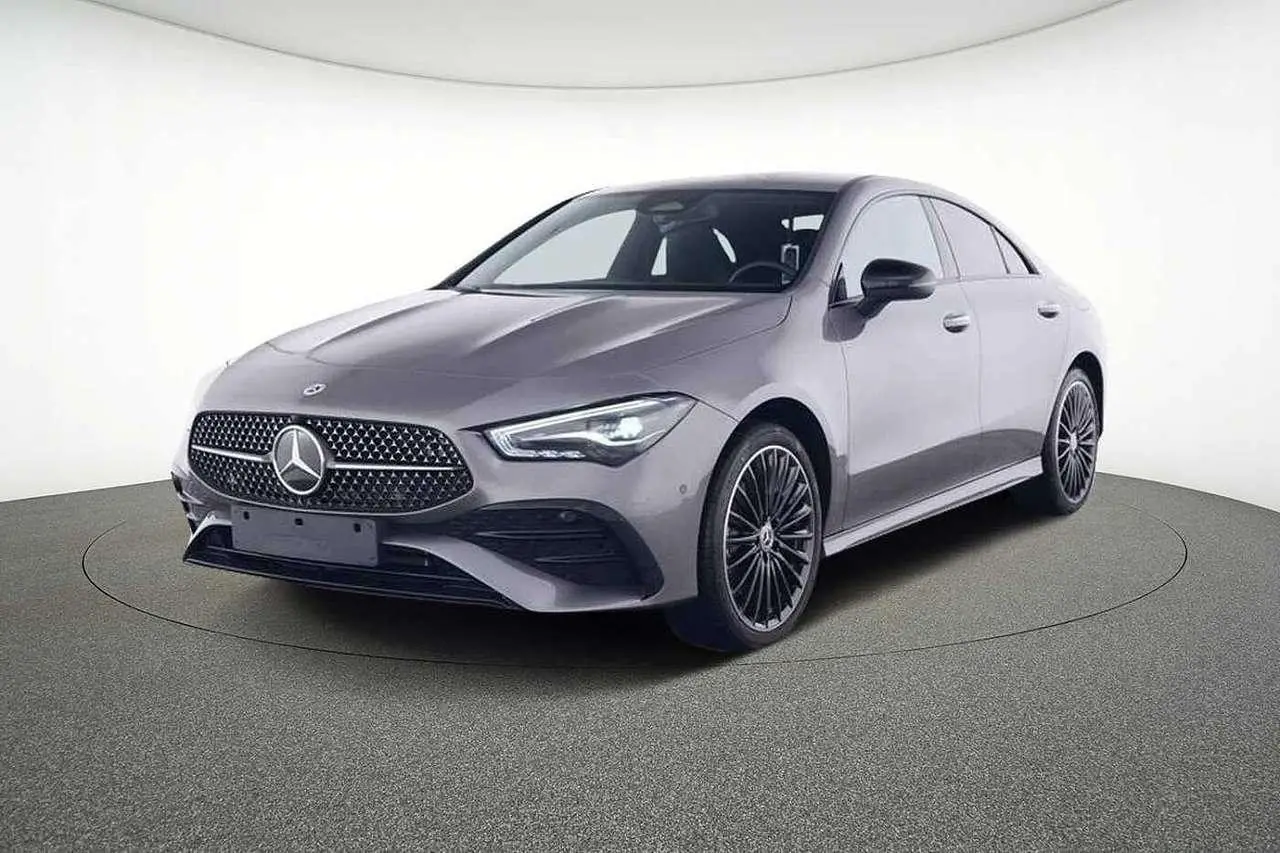 Photo 1 : Mercedes-benz Classe Cla 2023 Hybride