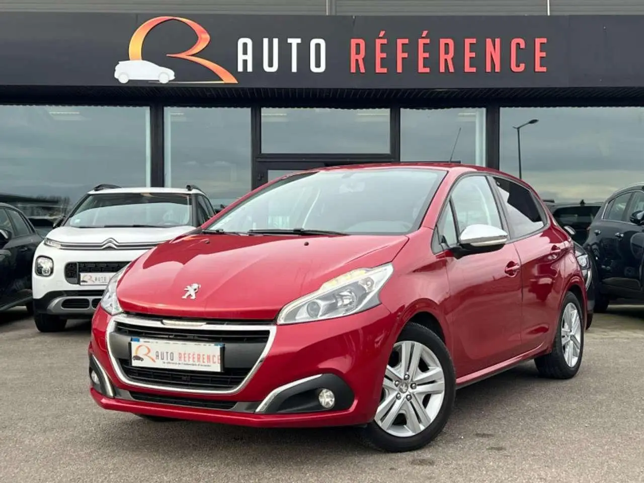 Photo 1 : Peugeot 208 2016 Essence