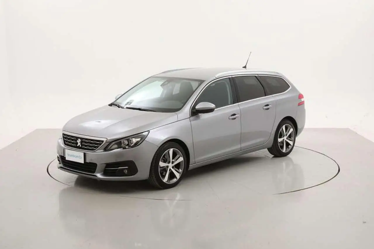 Photo 1 : Peugeot 308 2020 Diesel