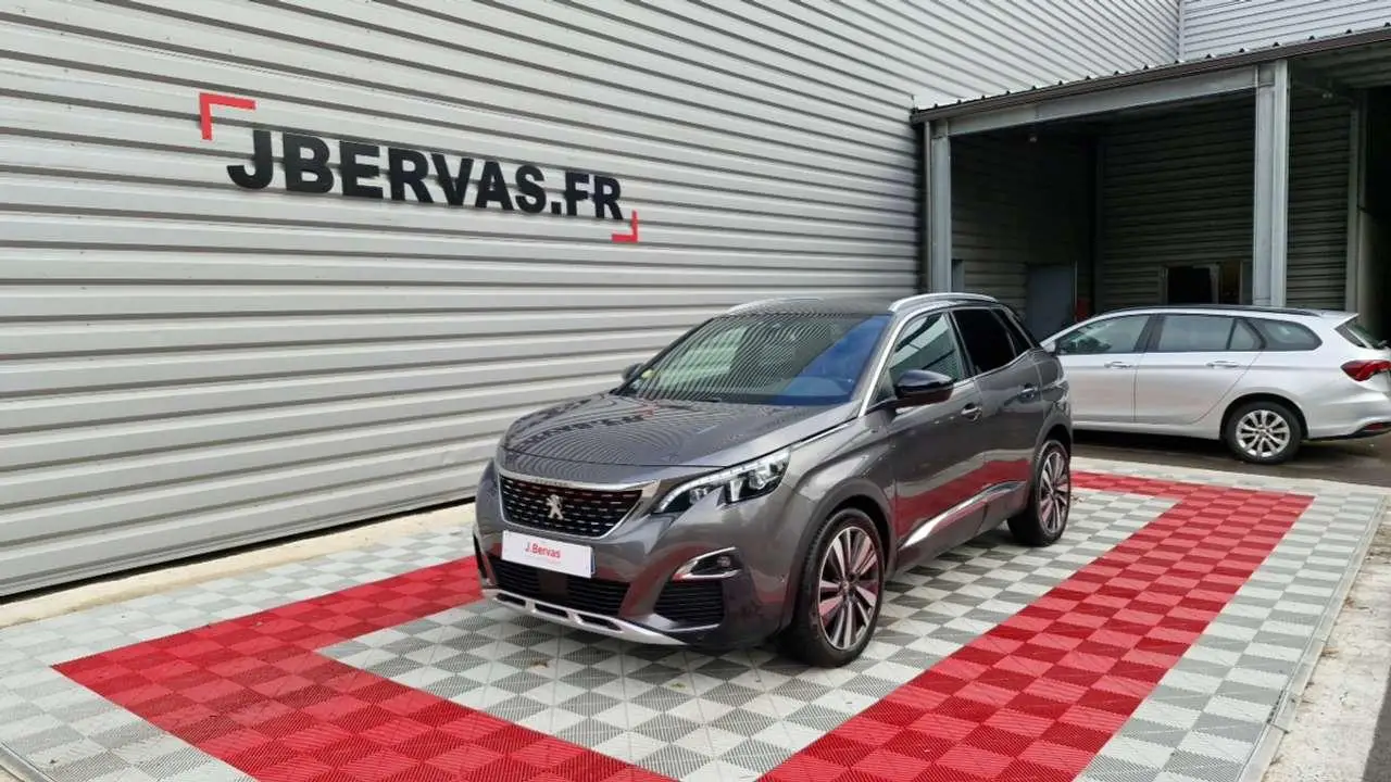 Photo 1 : Peugeot 3008 2019 Diesel