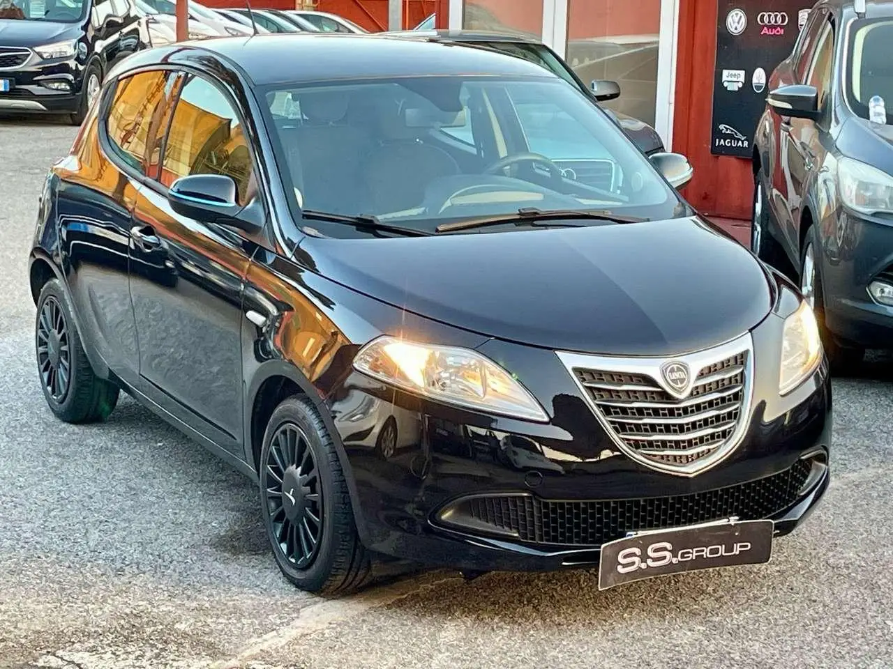 Photo 1 : Lancia Ypsilon 2014 GPL