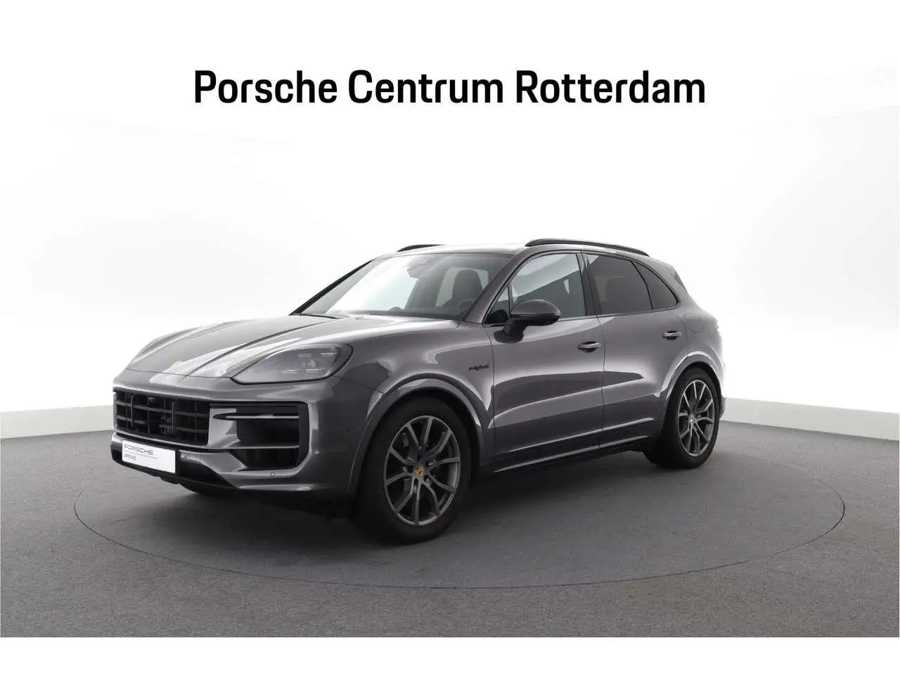 Photo 1 : Porsche Cayenne 2023 Hybrid