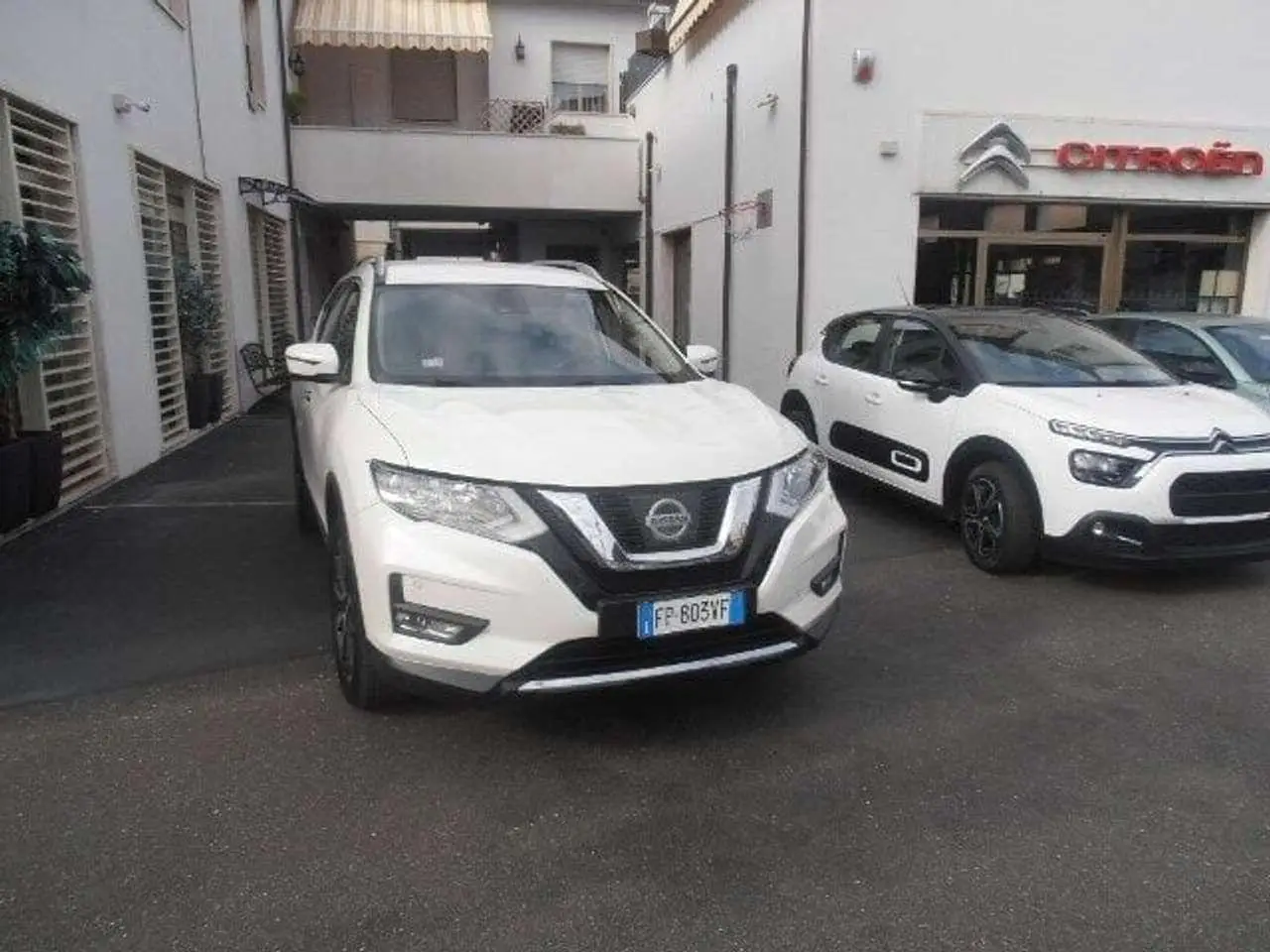 Photo 1 : Nissan X-trail 2018 Diesel