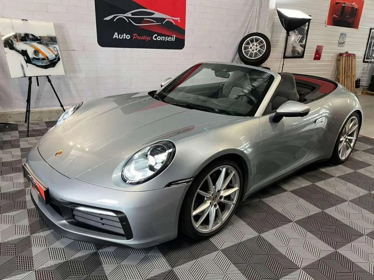 Photo 1 : Porsche 911 2019 Petrol