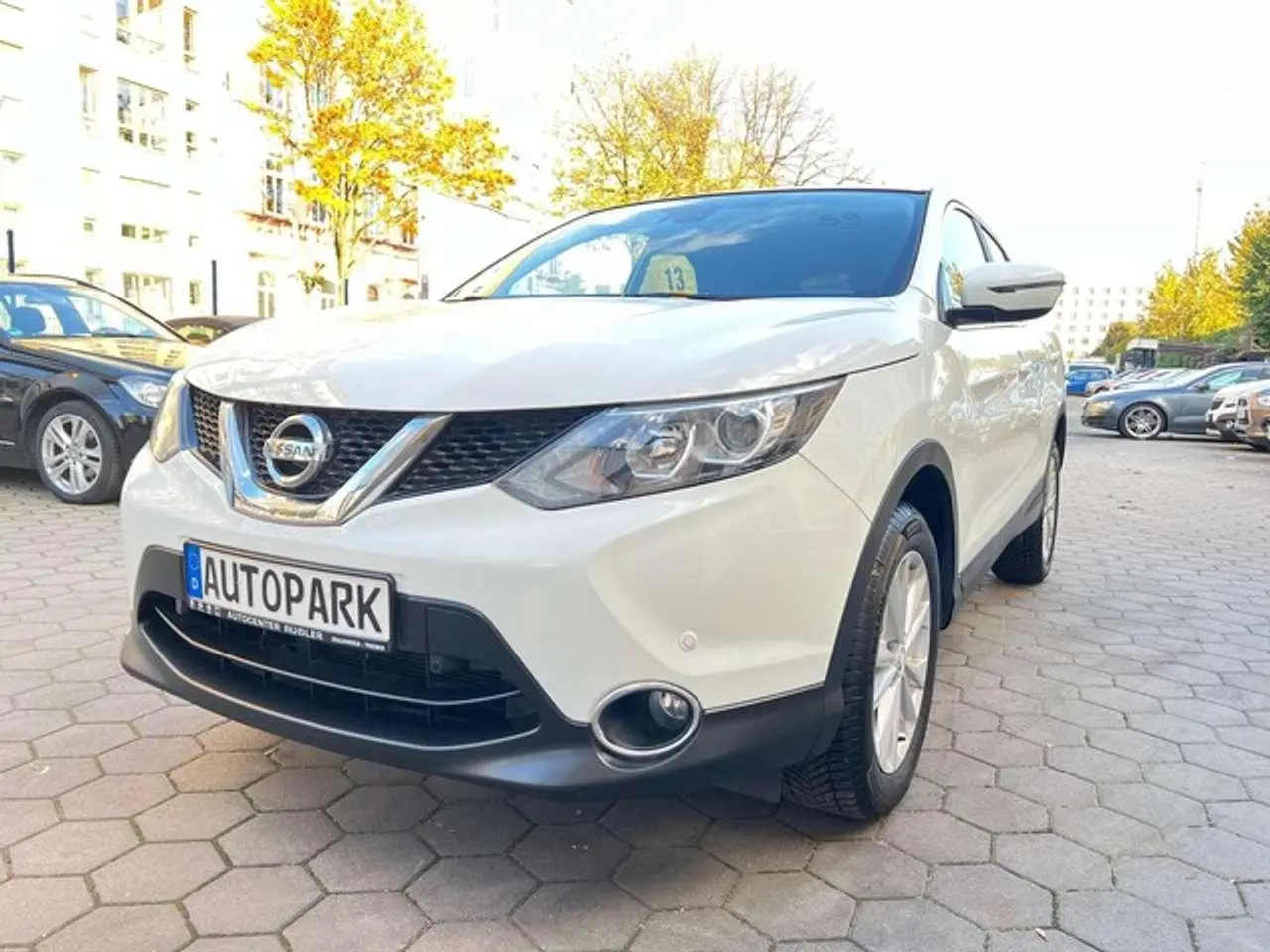 Photo 1 : Nissan Qashqai 2017 Petrol