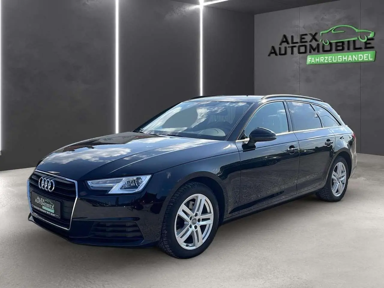 Photo 1 : Audi A4 2019 Diesel