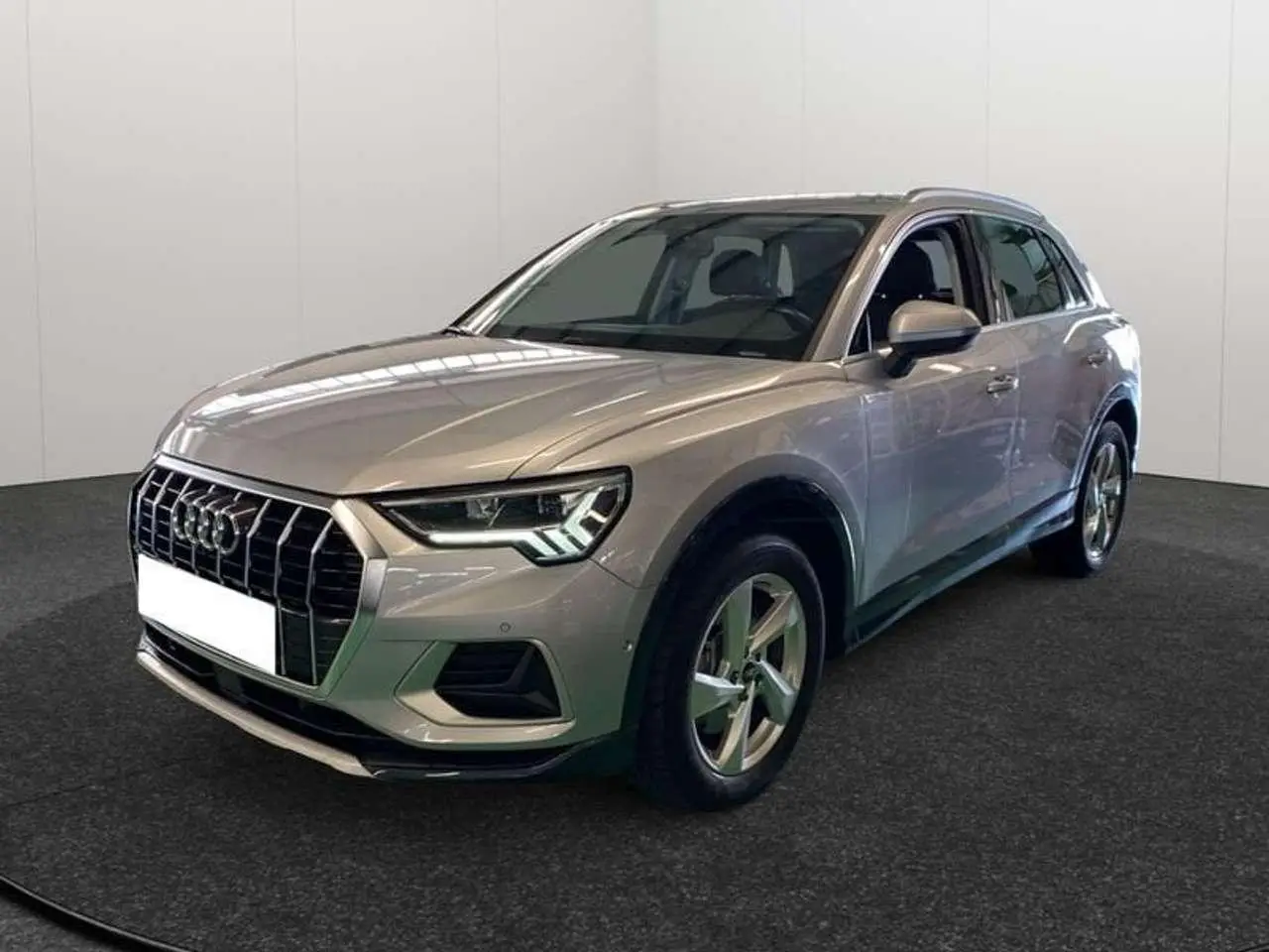 Photo 1 : Audi Q3 2021 Diesel