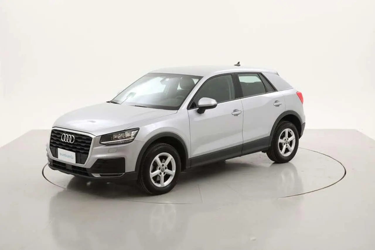 Photo 1 : Audi Q2 2020 Diesel