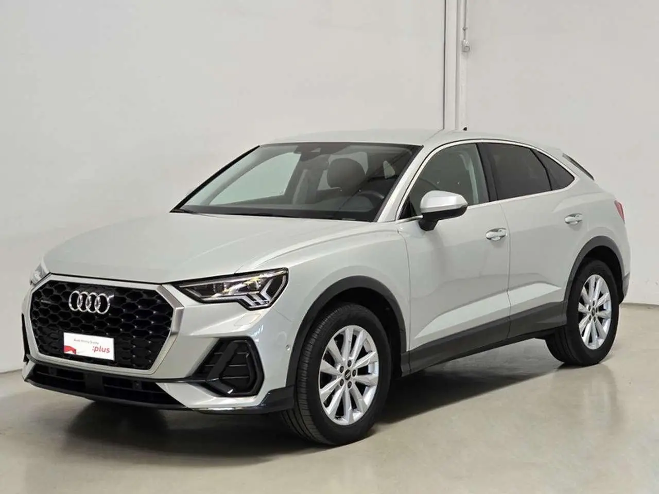 Photo 1 : Audi Q3 2021 Diesel