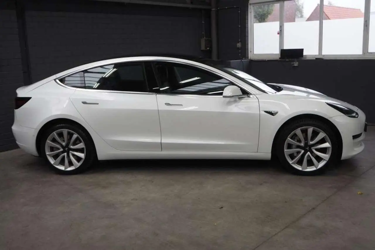 Photo 1 : Tesla Model 3 2019 Électrique