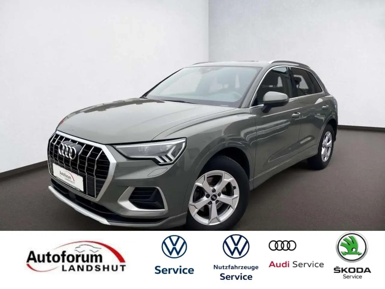 Photo 1 : Audi Q3 2021 Petrol