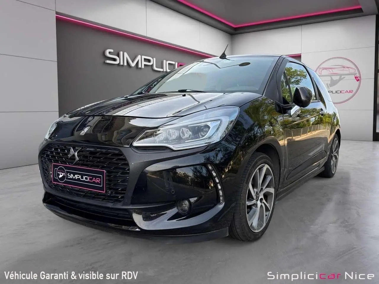 Photo 1 : Ds Automobiles Ds3 2016 Petrol