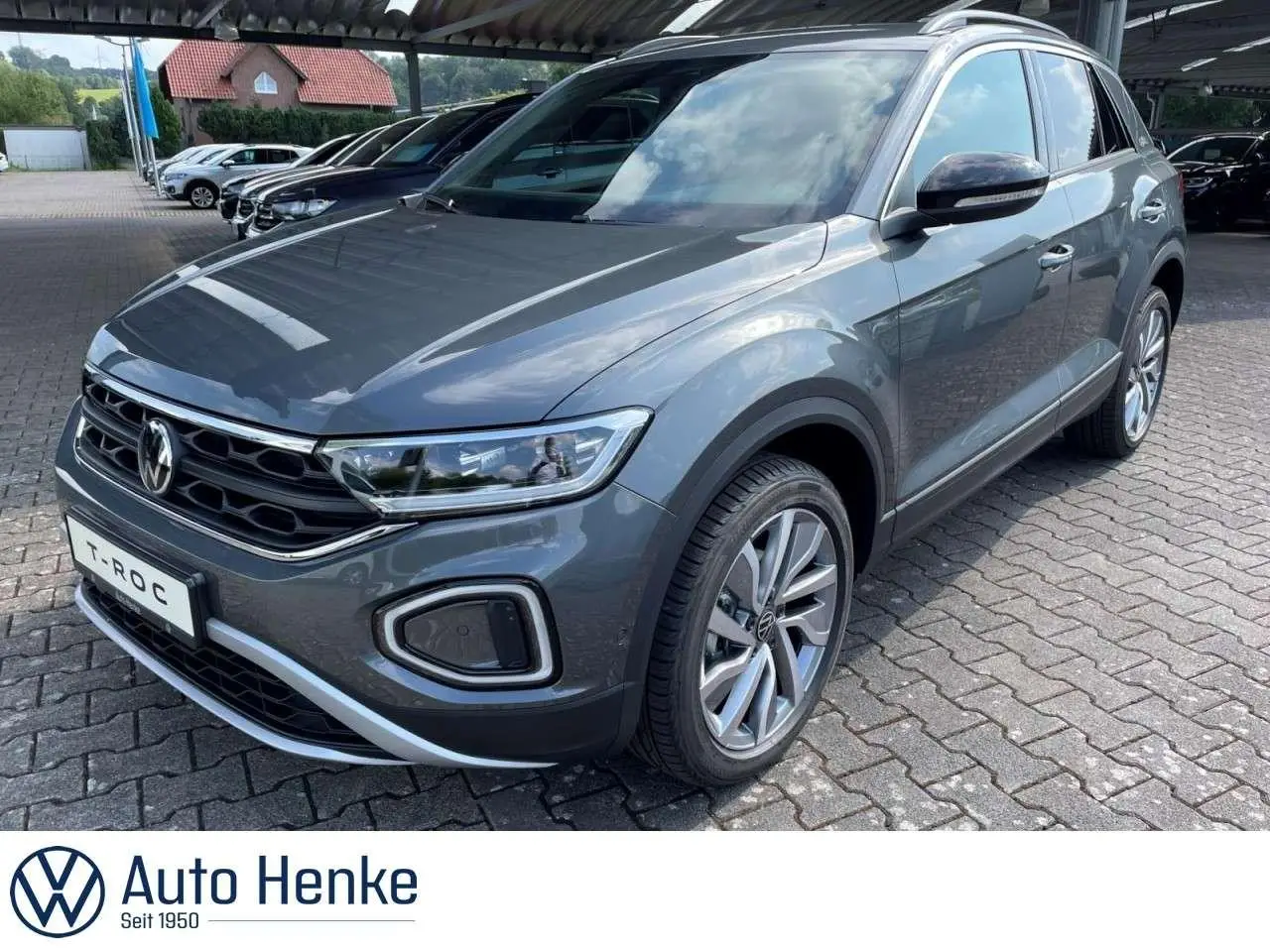 Photo 1 : Volkswagen T-roc 2024 Petrol