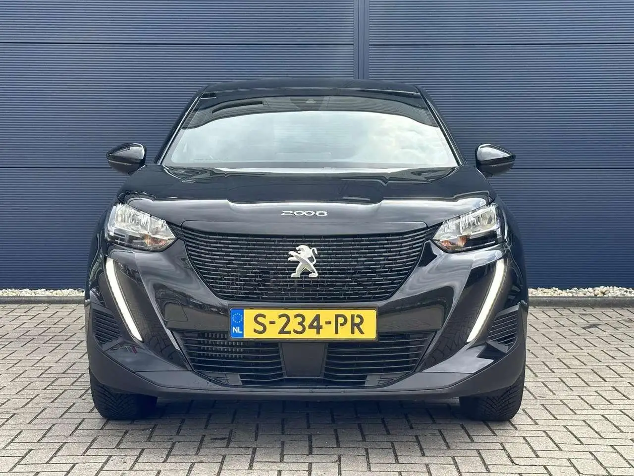 Photo 1 : Peugeot 2008 2023 Essence