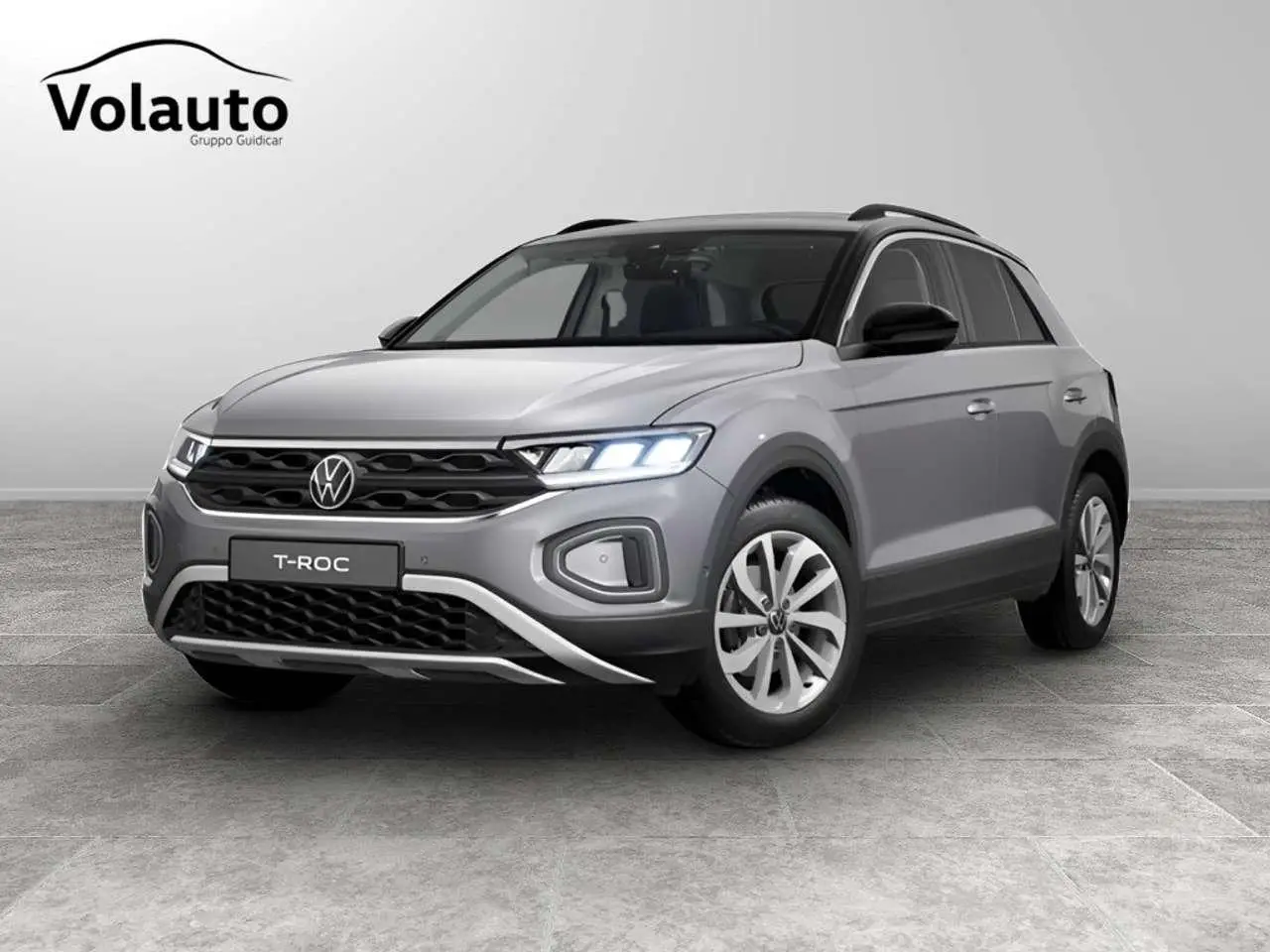 Photo 1 : Volkswagen T-roc 2024 Petrol