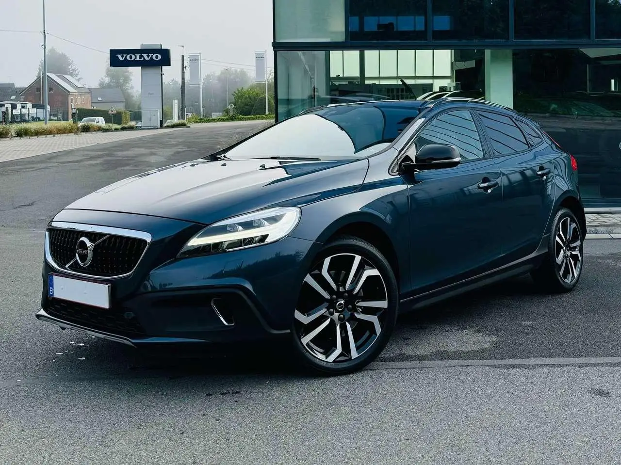 Photo 1 : Volvo V40 2017 Diesel