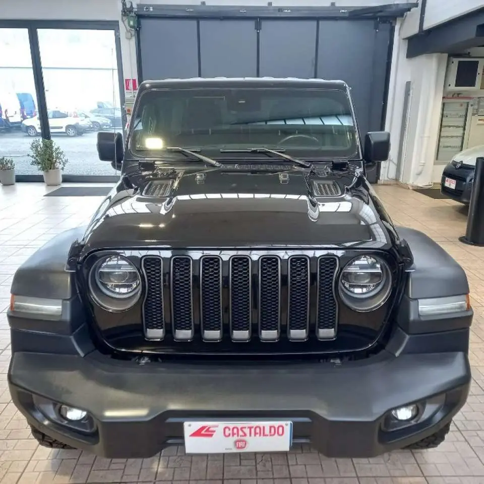 Photo 1 : Jeep Wrangler 2019 Diesel