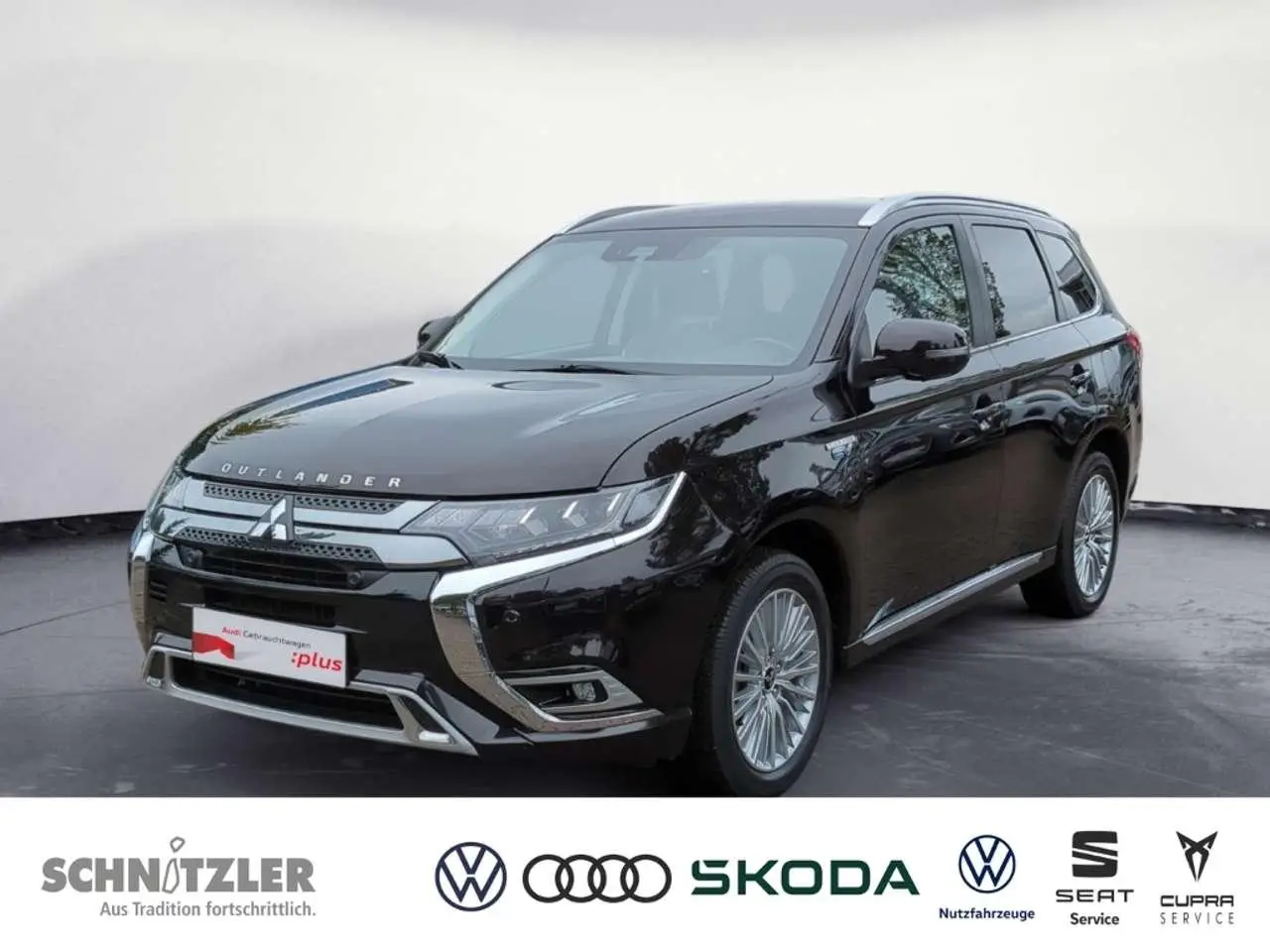 Photo 1 : Mitsubishi Outlander 2019 Hybrid