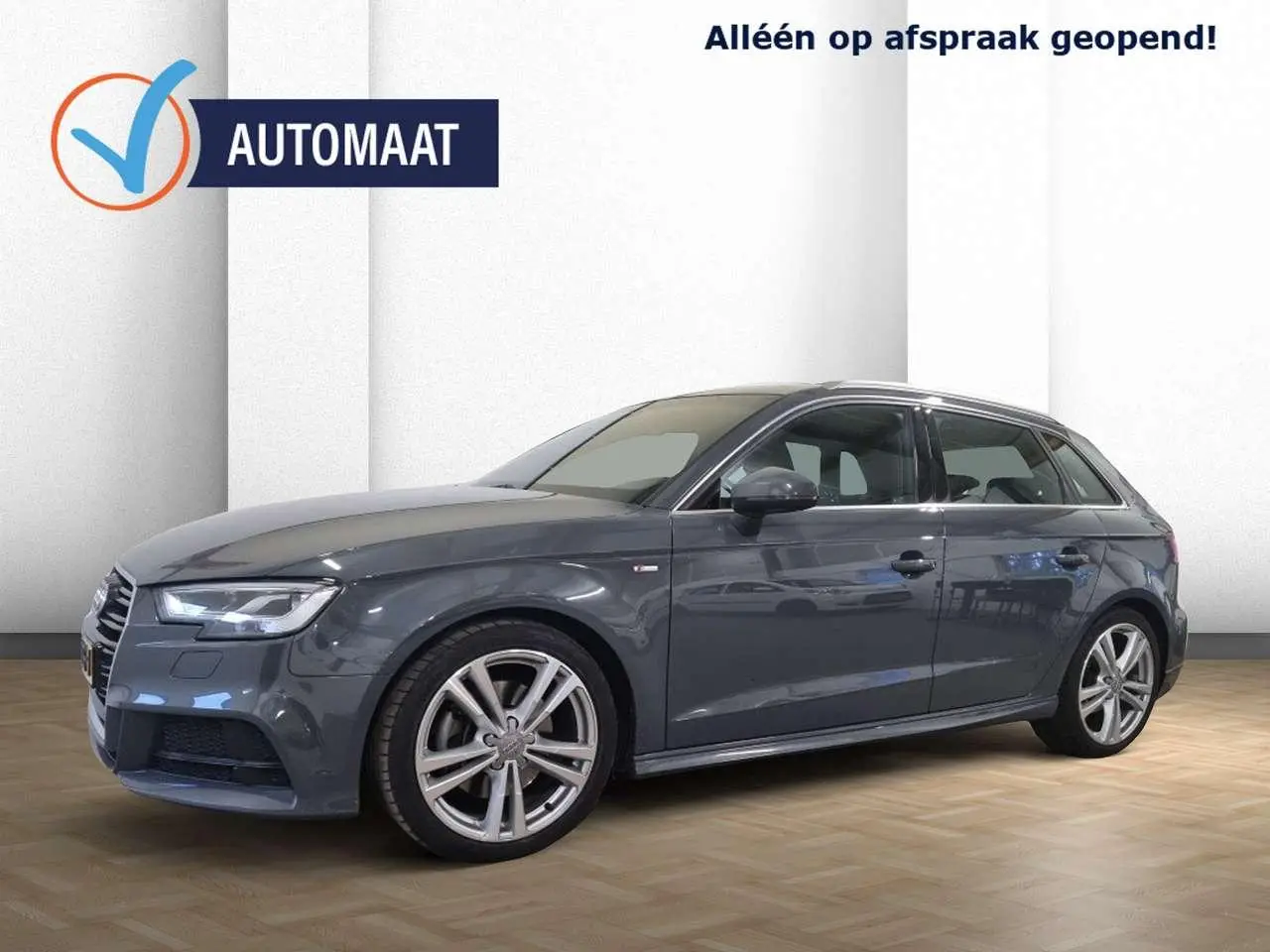 Photo 1 : Audi A3 2019 Petrol