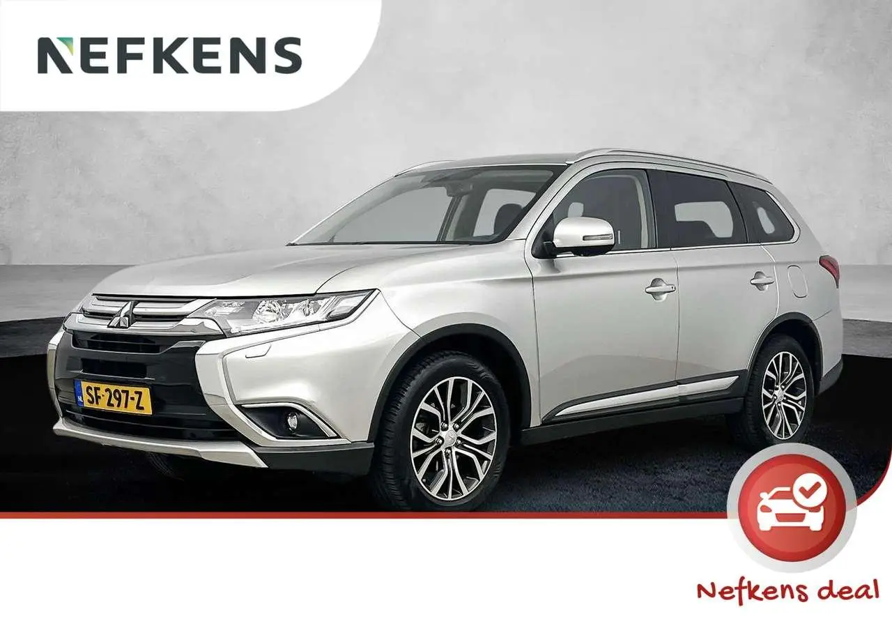 Photo 1 : Mitsubishi Outlander 2018 Petrol